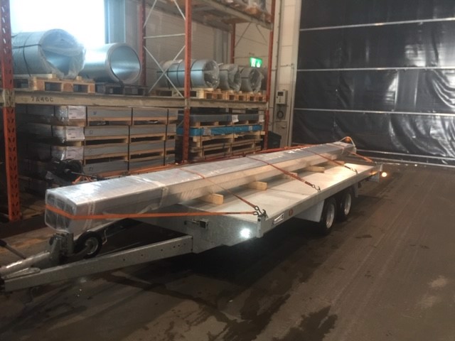 Ekspress med henger. Snart klar for avgang! - #Raskt-Levert utfører også #ekspressoppdrag med #varehenger når godset er for langt til å ha i bilen!