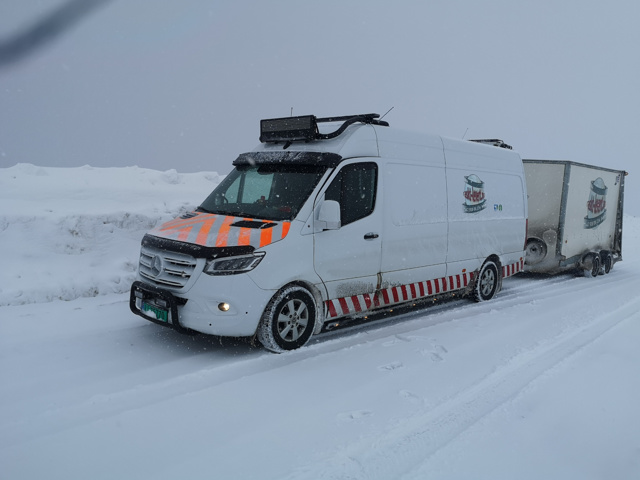 Raskt-Levert Ekspressbil på vei fra Vestfold til Hammerfest i påsken! - #rasktlevert #ekspressbil på vei til #Hammerfest. #allwaysontime"