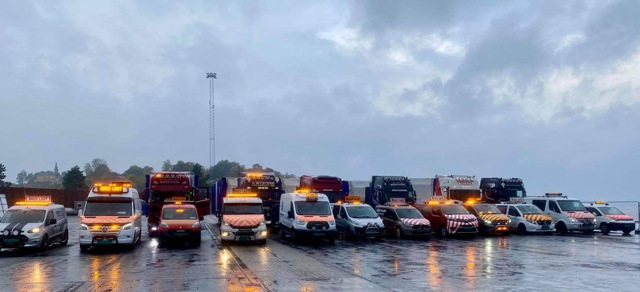 #RasktLevert kan stille med mange (egne) følgebiler på store prosjekter. Vi kan også trekke inn flere dyktige samarbeidspartnere også. - Har du et stort prosjekt på gang som kreves mange dyktige følgebil-sjåfører - Ta kontakt med oss!