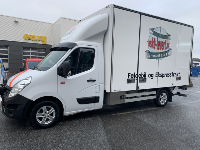 Raskt-Levert Ekspressbil med full sideåpning og høyt skap! - Denne #RasktLevert ekspressbil har ekstra høyt skap og laster 8 paller. Vi er sertifisert #Miljøfyrtårn, #FairTransport og #MagnetJQS