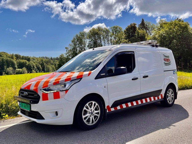 #RasktLevert reservebil stasjonert på kontoret! Bilde fra sommer 2023! - Bilen benyttes når alle våre kolleger er opptatt. Utfører #Express og #Følgebiloppdrag