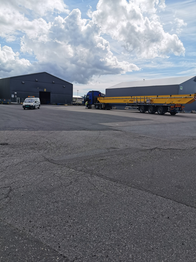 #Følgebil fra #RasktLevert og en #Spesialtransport med #LangLast - #RasktLevert #følgebil #Følgebil_Vestfold #FølgebilNorge #Varningsbil #VarningsBilSverige #PilotCar #PilotService #PilotNorway #PilotCarNorway #EscortCar #EscortService #Spesialtransport #Specialtransport #HeavyTransport #LangLast #BredLast #WideLoad #TungLast #SikkerTransport #Miljøfyrtårn #Miljofyrtarn #EcoLightHouse #Eco_LightHouse #FairTransport #MagnetJQS #Gaselle2021
