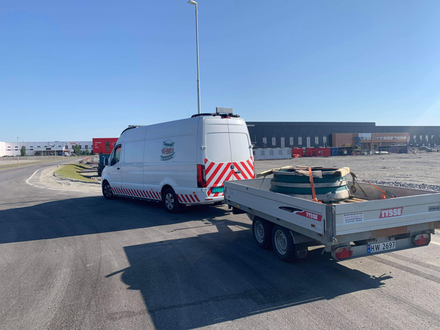 Raskt-Levert AS ekspress og følgebil her på transportoppdrag fra Vestby til Vikanes! - #rasktlevert #budbil #varebil #vip_ekspress #ekspress #ekspressbil #expressfrakt #expressdelivery #ekspressnorge #expressnorway #expresseuropa #sikkertransport #miljøfyrtårn #miljofyrtarn #ecolighthouse #eco_lighthouse #fairtransport #magnetjqs #gaselle2021