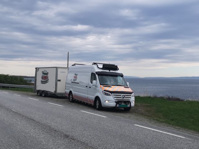 Raskt-Levert AS ekspressbil  fra Larvik til Tana Bru - #ekspressbil fra #Larvik til #Tana #rasktlevert #budbil #varebil #vip_ekspress #ekspress #ekspressbil #expressfrakt #expressdelivery #ekspressnorge #expressnorway #expresseuropa #sikkertransport #miljøfyrtårn #miljofyrtarn #ecolighthouse #eco_lighthouse #fairtransport #magnetjqs #gaselle2021