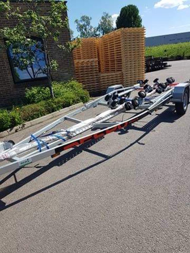 #Ekspressbil fra #Raskt-Levert AS på oppdrag fra Horten til Sandnessjøen - #ekspressoppdrag fra #Horten til #Sandnessjøen.#rasktlevert #budbil #varebil #vip_ekspress #ekspress #ekspressbil #expressfrakt #expressdelivery #ekspressnorge #expressnorway #expresseuropa #sikkertransport #miljøfyrtårn #miljofyrtarn #ecolighthouse #eco_lighthouse #fairtransport #magnetjqs #gaselle2021