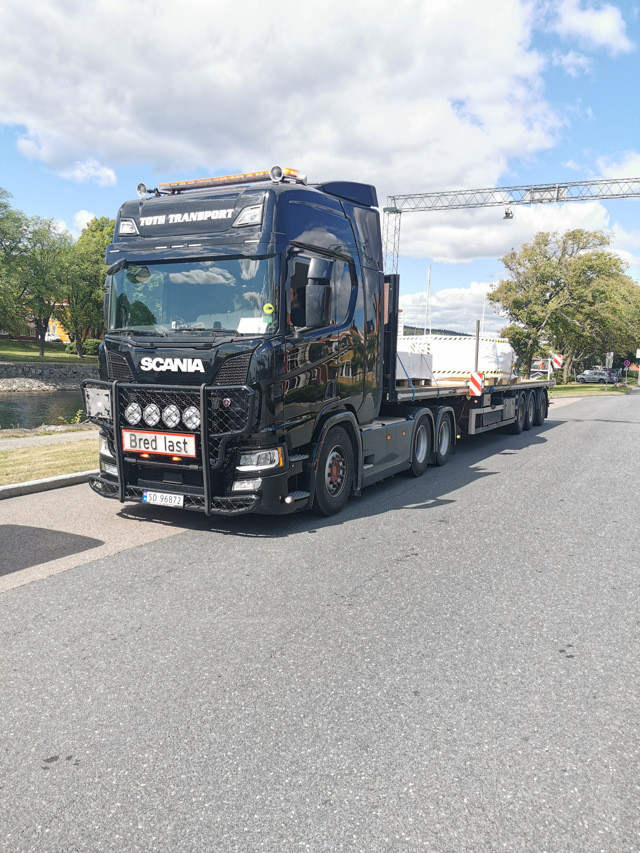 #Raskt-Levert #Følgebil og #SpesialTransport fra #TothTransport - #RasktLevert #følgebil #Følgebil_Vestfold #FølgebilNorge  #Varningsbil #VarningsBilSverige #EscortCar #EscortService #Spesialtransport #Specialtransport #HeavyTransport #LangLast #BredLast #WideLoad #TungLast #SikkerTransport #Miljøfyrtårn #Miljofyrtarn #EcoLightHouse #Eco_LightHouse #FairTransport #MagnetJQS #Gaselle2021